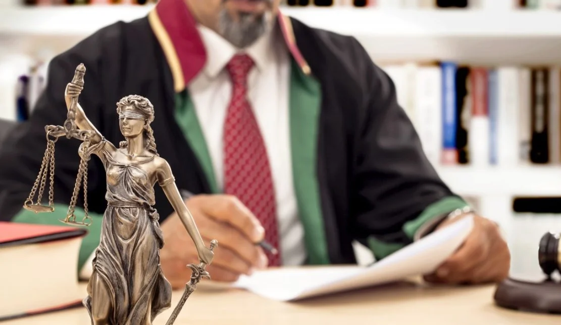 AVUKAT - AZİZ EMRE YILMAZ | LAW OFFICE